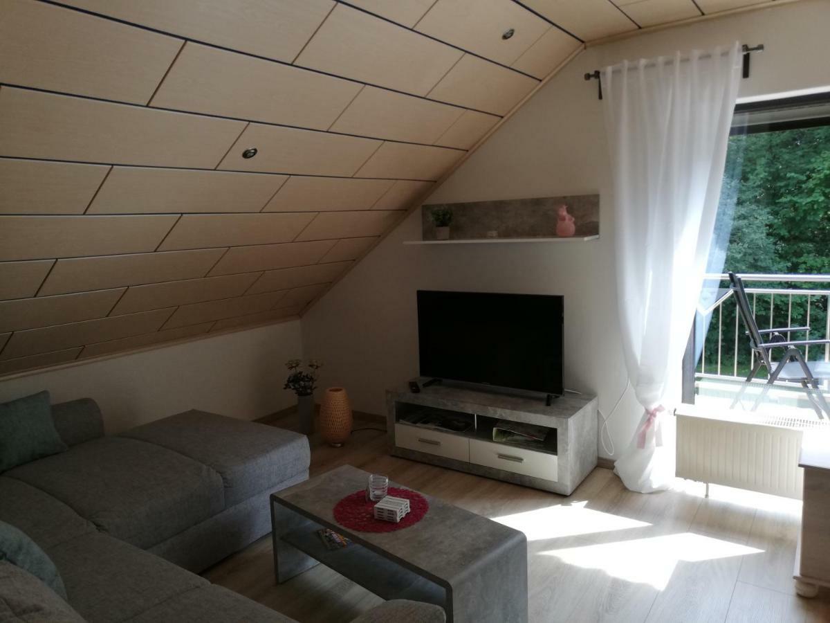 Bach  Ferienwohnung An Der Lay Wohnung 2 מראה חיצוני תמונה