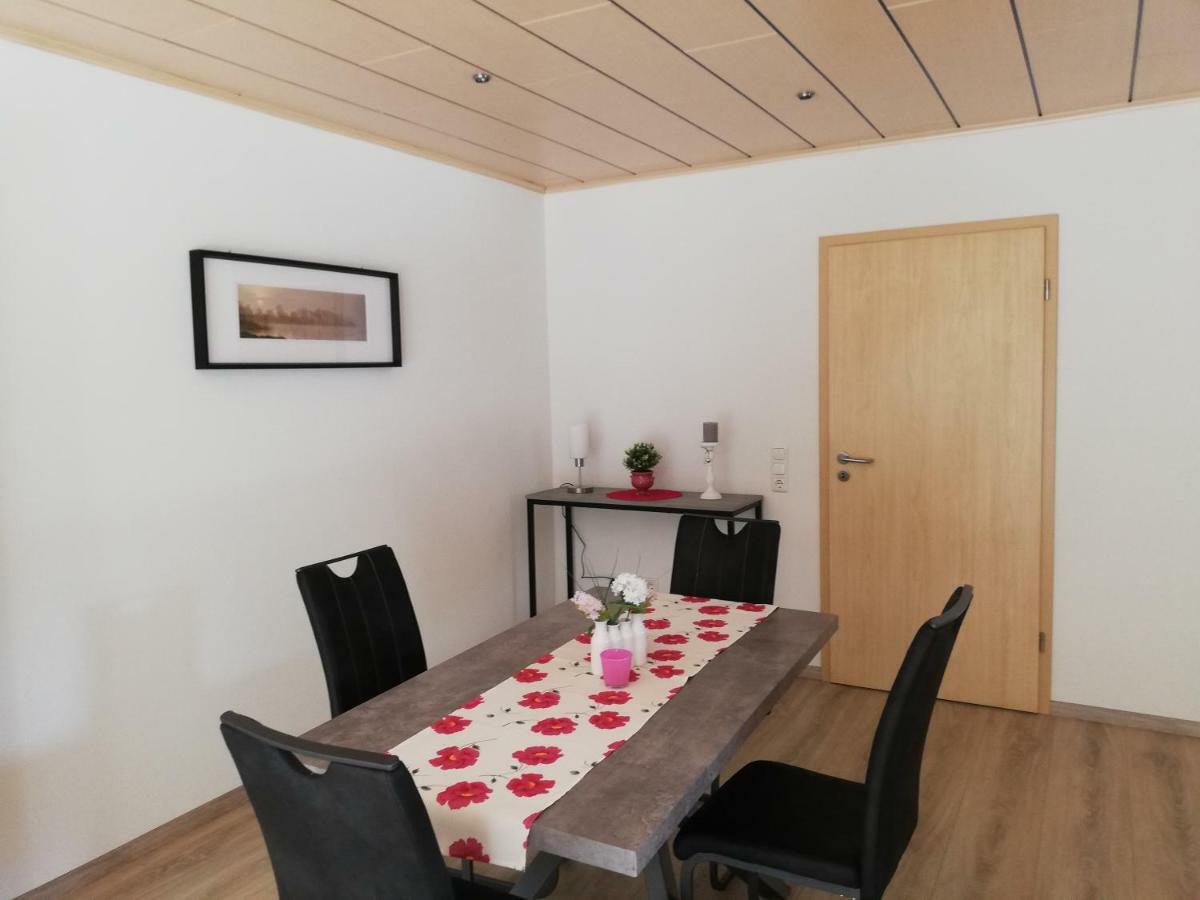 Bach  Ferienwohnung An Der Lay Wohnung 2 מראה חיצוני תמונה